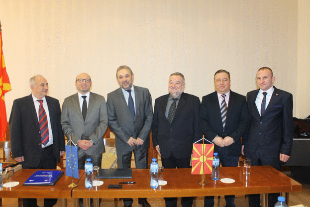 Зам.-министър Цветан Димитров присъства на подписване на споразумение между Българския ветеринарен съюз и Ветеринарната камара на Република Македония