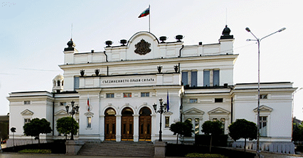 Председателят на парламента Михаил Миков свика заседание на Народното събрание на 16 август 2013 г.