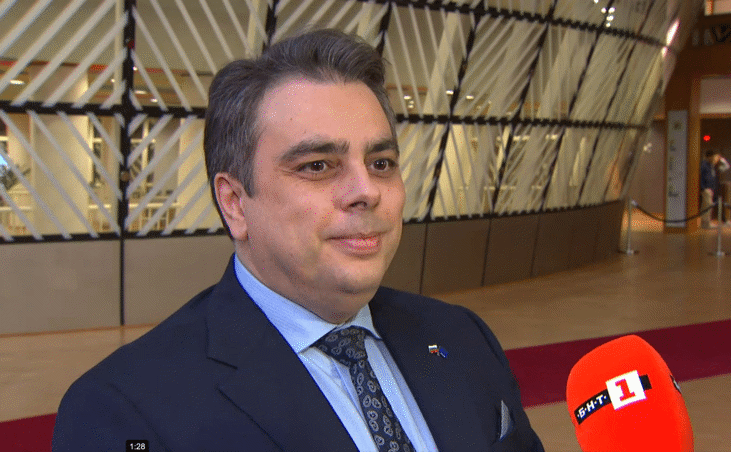 Министър Асен Василев: Целта Ни Остава Приемане На Еврото От 1 Януари 2025 Г.