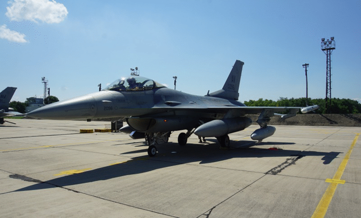 Американски екипажи на F-16 се пребазираха в авиобаза Граф Игнатиево за участие в съвместната летателна тренировка „Тракийска звезда 2021“