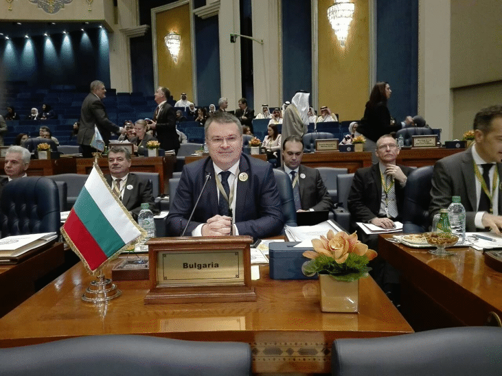 България участва в министерската среща на страните-участнички в Глобалната коалиция за борба с ИДИЛ в Кувейт