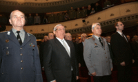 МО