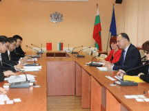 Зам.-министър Любен Петров обсъди възможностите за сътрудничество с Китай в иновативни производства