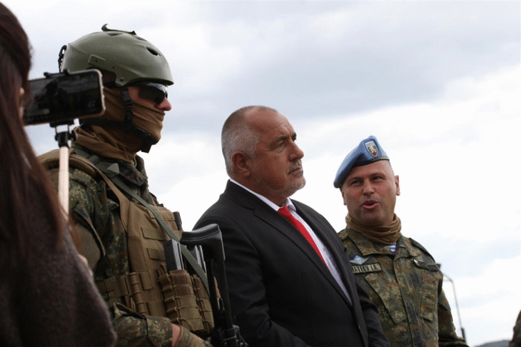 Премиерът Борисов поздрави всички военнослужещи по случай празника на Българската армия