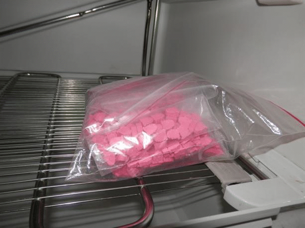 Служители на ОДМВР-Пазарджик установиха и задържаха наркодилър