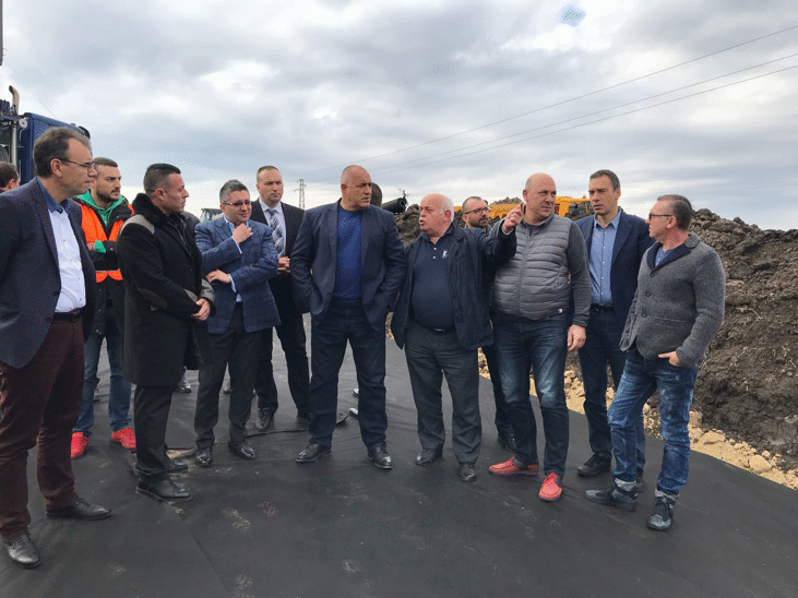 Разширенето на участъци от пътя Бургас – Слънчев бряг трябва да е готово до началото на новия летен сезон