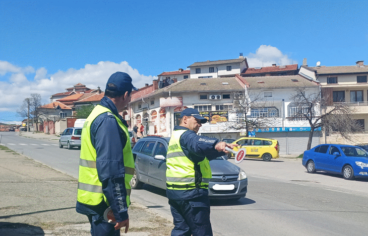 Полицейски акции срещу купения вот в Перник и Стара Загора