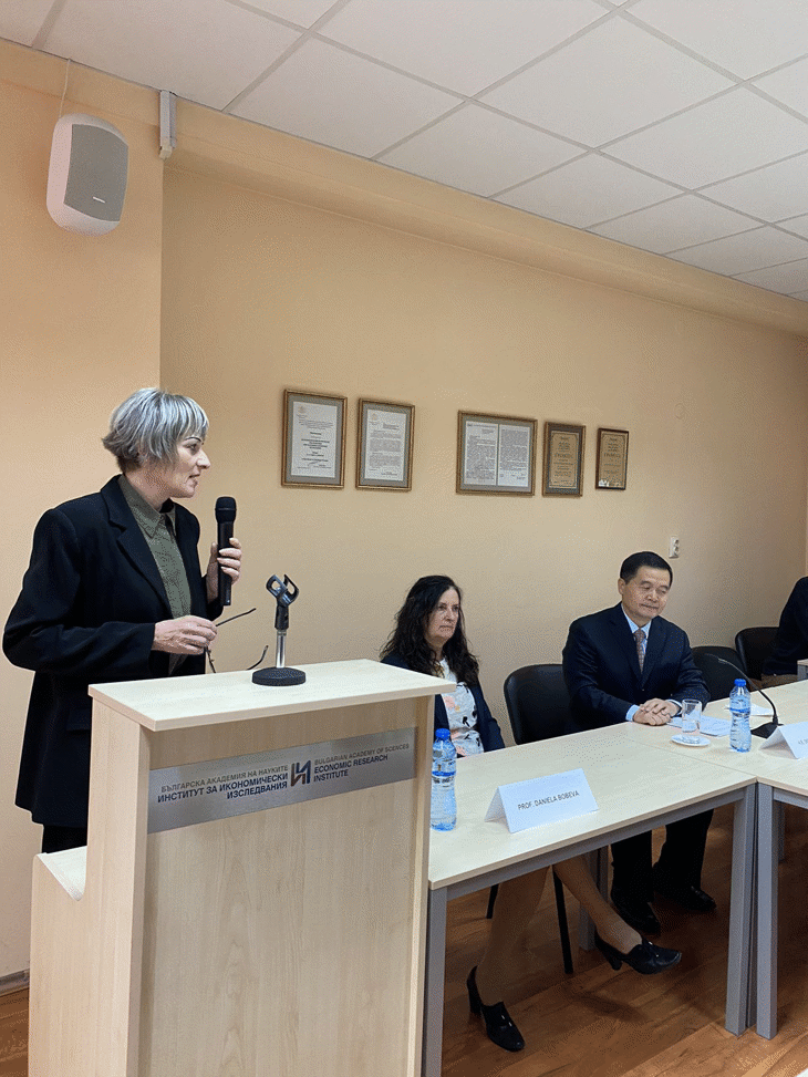 Посланикът на Китай в България изнесе лекция в Института за икономически изследвания