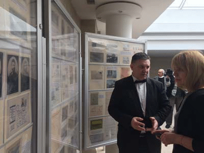 Кметът Йорданка Фандъкова присъства на валидирането на пощенска карта по повод 170 години от рождението на Христо Ботев