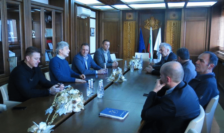 Министър Димов: Хотели и ресторанти няма да се строят в Национален парк „Пирин“