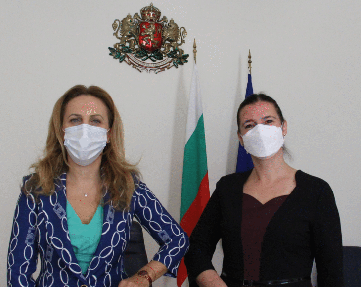 Вицепремиерът Марияна Николова проведе среща с посланика на Унгария Текла Харангозо