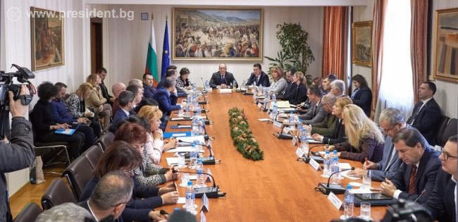 Румен Радев: От доверието в изборния процес зависи и легитимността на политическата система