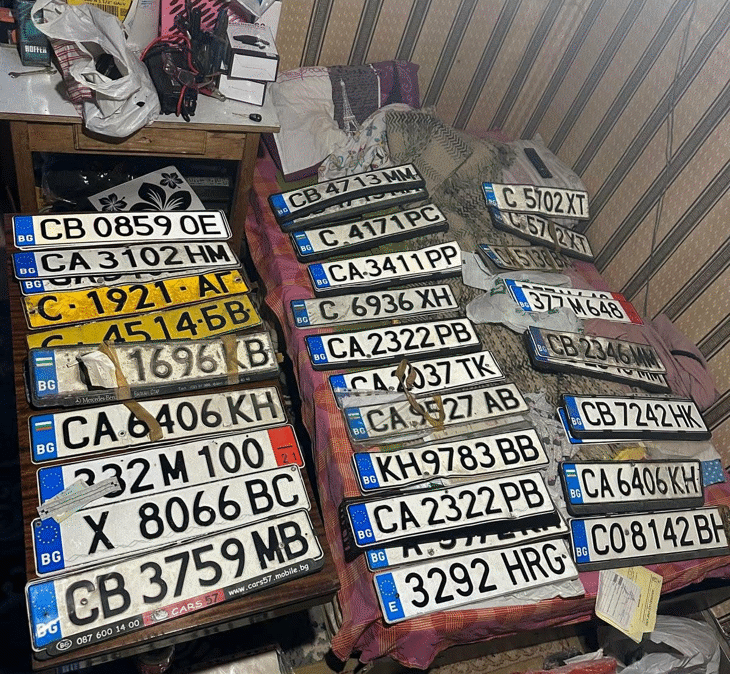 Полицаи от Главна дирекция „Гранична полиция“ неутрализираха организирана престъпна група за трафик на мигранти, петима души са с обвинения