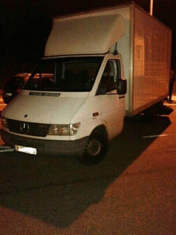 Районна прокуратура - Момчилград извършва разследване по досъдебно производство за държане на 22 490 кутии с цигари без бандерол