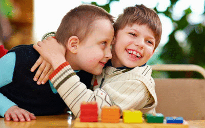 Държавата ще подпомага децата с най-тежки увреждания с по 930 лева месечно