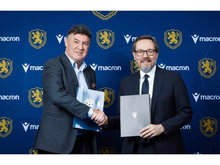 Macron ще облича националните отбори по футбол на България