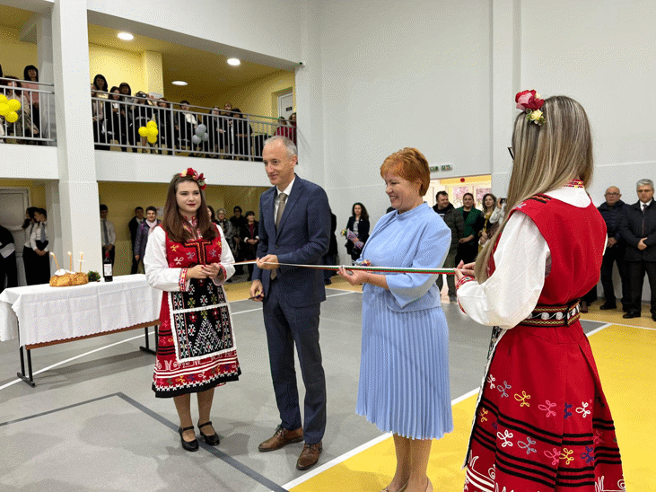 22 Училища Започват Учебната Година С Нови Физкултурни Салони, Още 130 Са В Процес На Изграждане