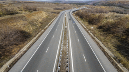 През следващата седмица за обрушване на скатове временно ще се променя организацията на движение по АМ „Струма“ в област Кюстендил