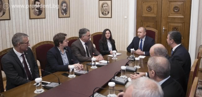 Президентът Румен Радев: Подкрепяме стратегическата визия на Франция за суверенна, обединена и по-ефективна Европа
