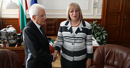 България и Италия имат сходни позиции за бъдещето на ЕС и за преодоляване на предизвикателствата, пред които той е изправен, заявиха на срещата си председателят на парламента Цецка Цачева и президентът на Италия Серджо Матарела