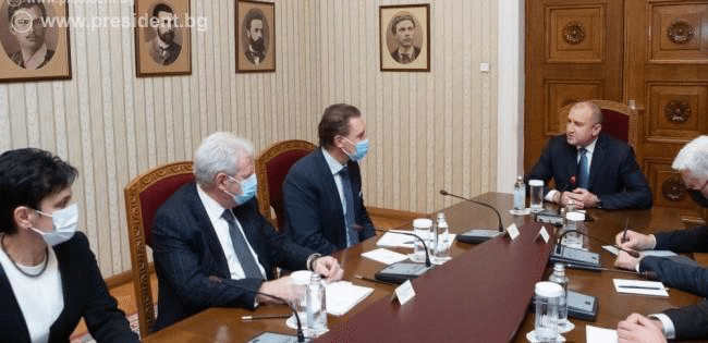 Президентът Радев: Необходима е дългосрочна стратегия за развитието на предвидима икономическата среда у нас