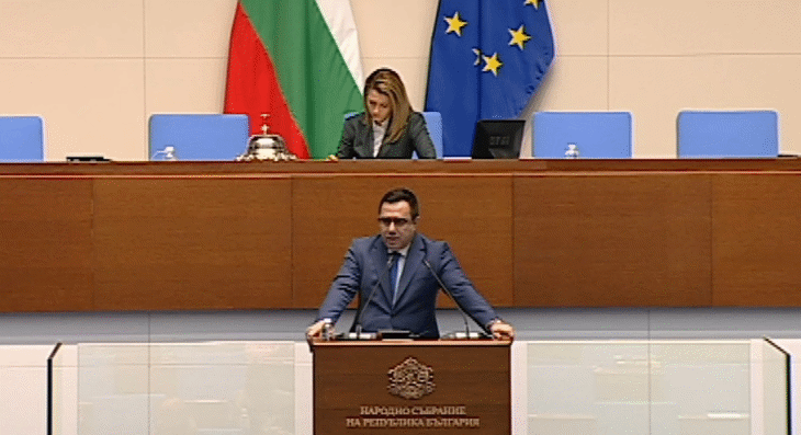 ПЛАМЕН МЛАДЕНОВСКИ, КЕВР : ПРОВЕРЯВАМЕ НАД 4600 ЖАЛБИ ЗА ВИСОКИ СМЕТКИ, 98% ОТ ТЯХ СА ПОДАДЕНИ ОТ ДОМАКИНСТВА, КОИТО СЕ ОТОПЛЯВАТ САМО НА ЕЛЕКТРОЕНЕРГИЯ