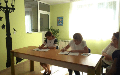 Министър Русинова: Подкрепата за ранното детско развитие трябва да съчетава здравна, образователна и социална услуга