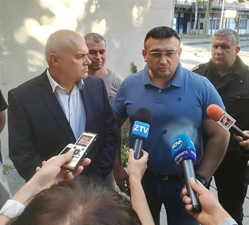 Министър Валентин Радев: Благодаря на гражданите за сигналите и на всички служители, участвали в издирването и задържането на избягалия затворник