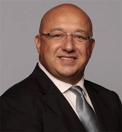 Министър Красен Кралев с поздравителен адрес по случай преизбирането на Борислав Михайлов в Изпълкома на УЕФА