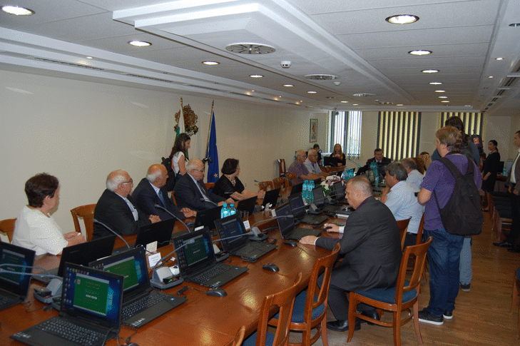 Прокурорската колегия връчи отличия на поощрени прокурори и следователи