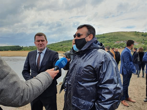 Министър Маринов: Благодарение на своевременната реакция на местната и държавната власт аварията, възникнала в района на Перник е овладяна