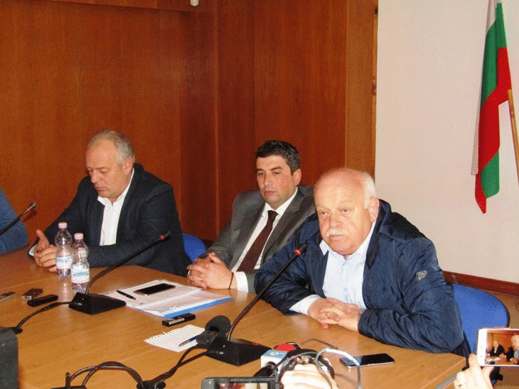 За срутището по път II-86 Смолян-Мадан се взимат дългосрочно най-правилните решения