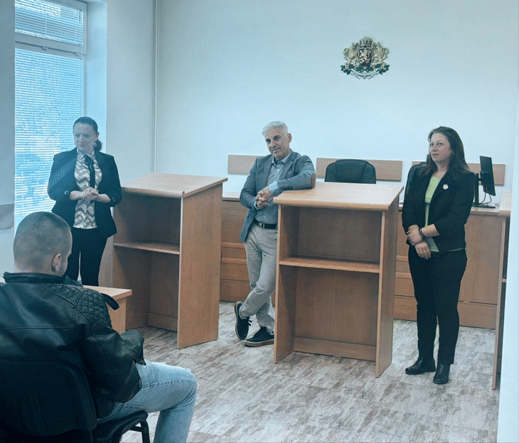 В Деня на отворените врати в Прокуратурата в Разград, гостуваха ученици от Национална професионална техническа гимназия „Шандор Петьофи“ в града
