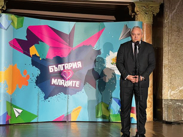 Иван Демерджиев: Взаимодействието с доброволците е изключително зареждащо