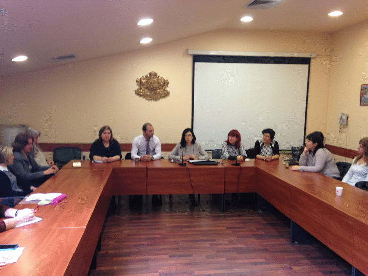 Мобилните Психологични Групи Към Мон Обсъдиха План За Действие За Предотвратяване На Кибертормоза Срещу Учениците