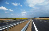 Временно е ограничено движението в изпреварващата лента, при км 5, на  АМ "Тракия", в посока София