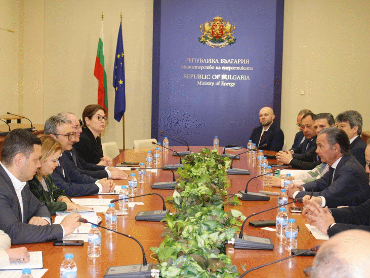 Министър Трайков и Френско-българската търговска камара обсъдиха ключови въпроси за енергийния сектор, индустриалните инвестиции и зелена трансформация