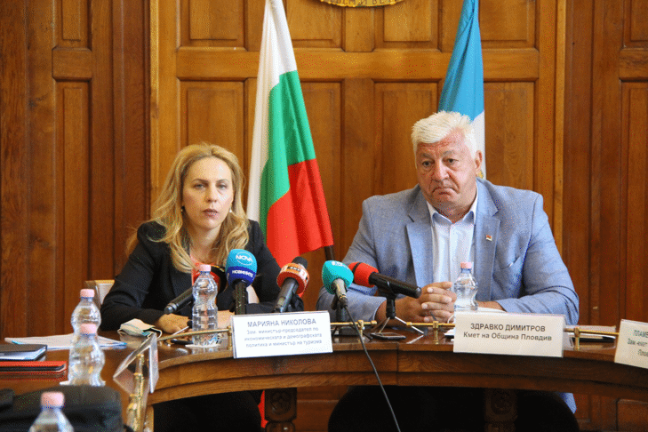 Министър Марияна Николова: От началото на годината пренощувалите в област Пловдив са над 155 хил.