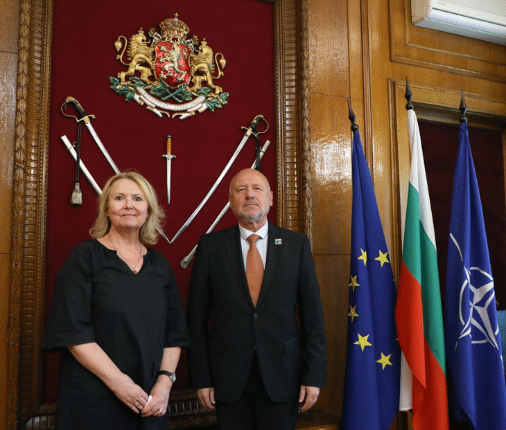 Министърът на отбраната Тодор Тагарев проведе среща с посланика на Република Хърватия у нас Н. Пр. Ясна Огняновац