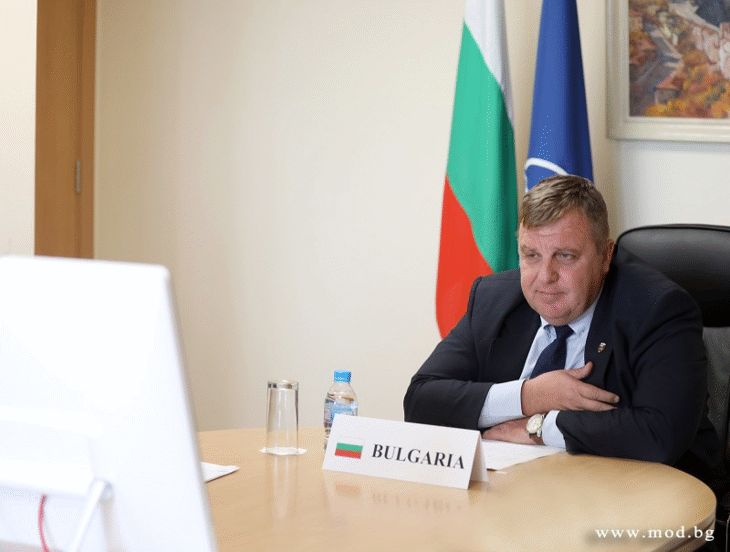 Министърът на отбраната Красимир Каракачанов потвърди ангажиментите на страната ни към мисиите и операциите на НАТО и към проектите за инвестиции в отбраната