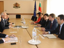 Министърът на икономиката Теодор Седларски се срещна с представители на Асоциацията на индустриалния капитал в България