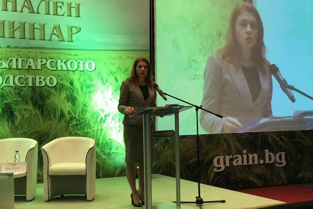 Зам.-министър Кръстева: Делът на обработваемата земя се увеличава, това се дължи на ръст на площите със зърнени и маслодайни култури