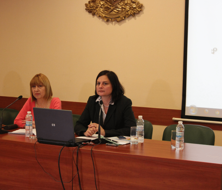 Мон Обяви Резултатите От Участието На България В Pisa 2012 За Компетентността Да Се Решават Проблеми