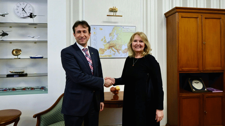 Министър Корман Исмаилов и посланик Ясна Огняновац обсъдиха целогодишна въздушна свързаност между България и Хърватия