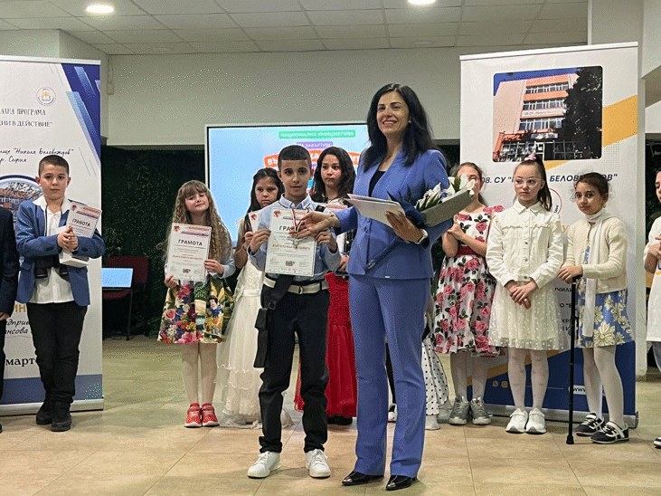 Спектакъл „Въртележка На Парите“ Представиха Ученици От Су „Никола Беловеждов“ В София