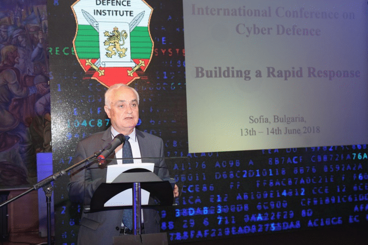 Заместник-министърът на отбраната Атанас Запрянов откри международна научна конференция по въпросите на кибер сигурността и кибер отбраната