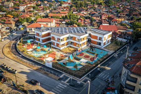 Нова детска градина с места за 100 деца отвори врати в кв. „Христо Ботев“