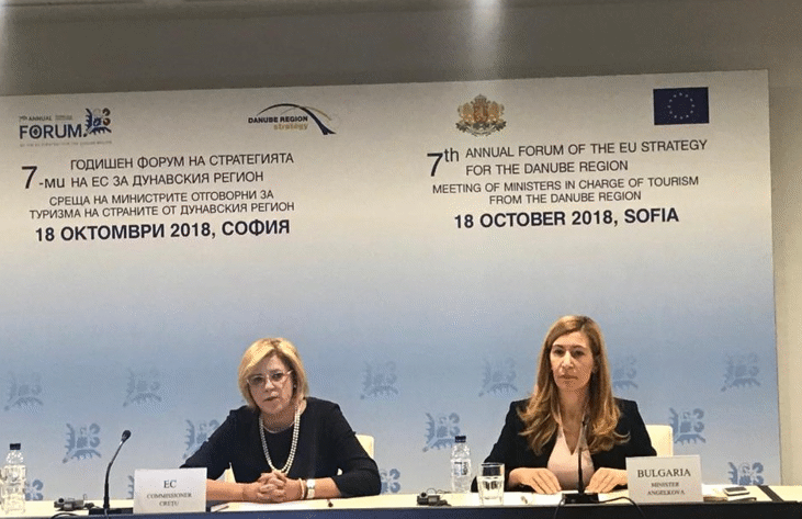 Министър Ангелкова: 125 млн. туристи посещават Дунавския регион всяка година