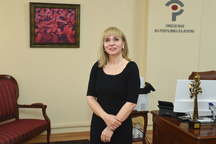Омбудсманът: Държавата да финансира и топлоизолацията на парното в сградите при саниране