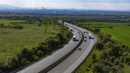 От утре до 26 септември за премахване на растителност временно ще се променя организацията на движение в участък от АМ „Тракия“ в област Стара Загора. Шофирайте внимателно!